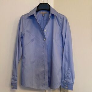 Banana Republic non iron fittest dress shirt in beautiful blue in size 2P.